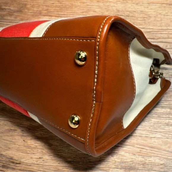 Michael Kors Hamilton Large Stripe Canvas Tote
Limited Edition Red and Cream - Picture 10 of 11